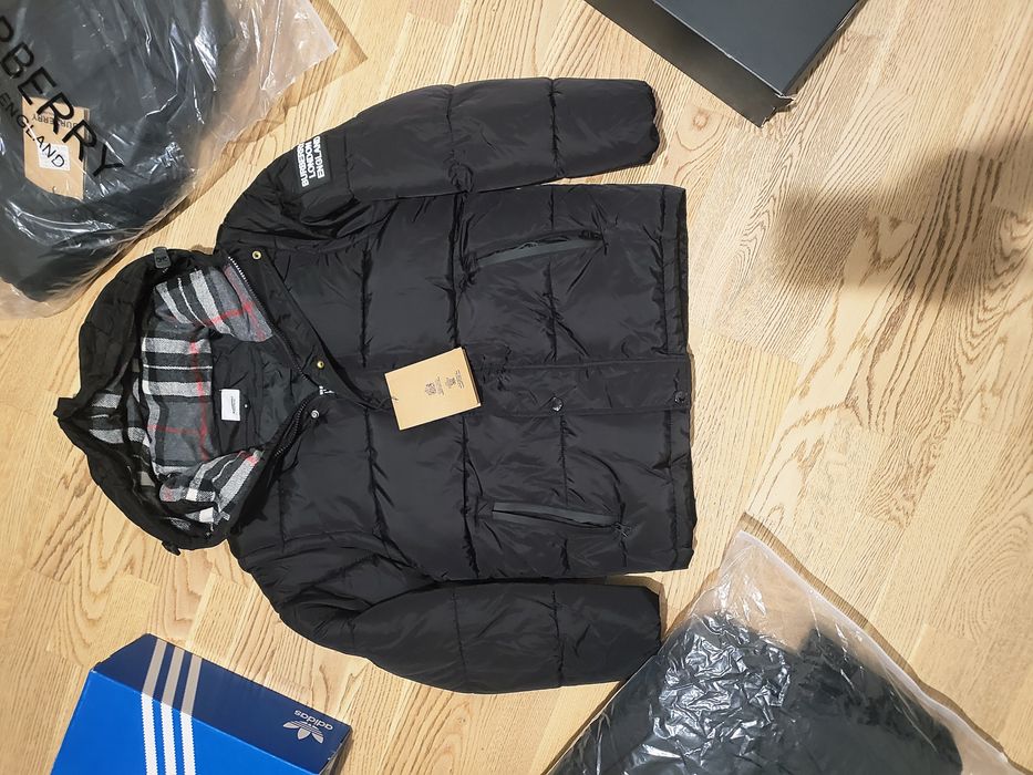 Пуховик желетка куртка Burberry