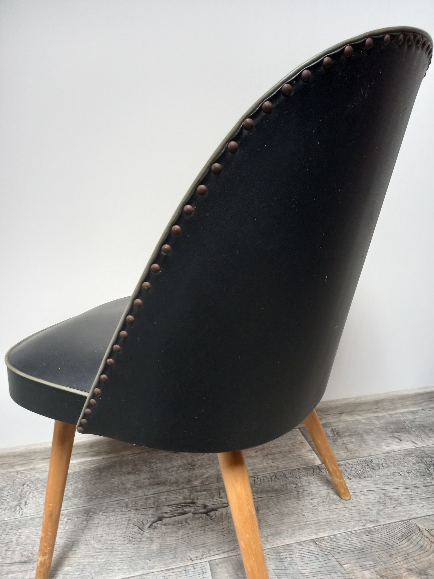 Stare krzesło patyczak muszelka THONET PRL
