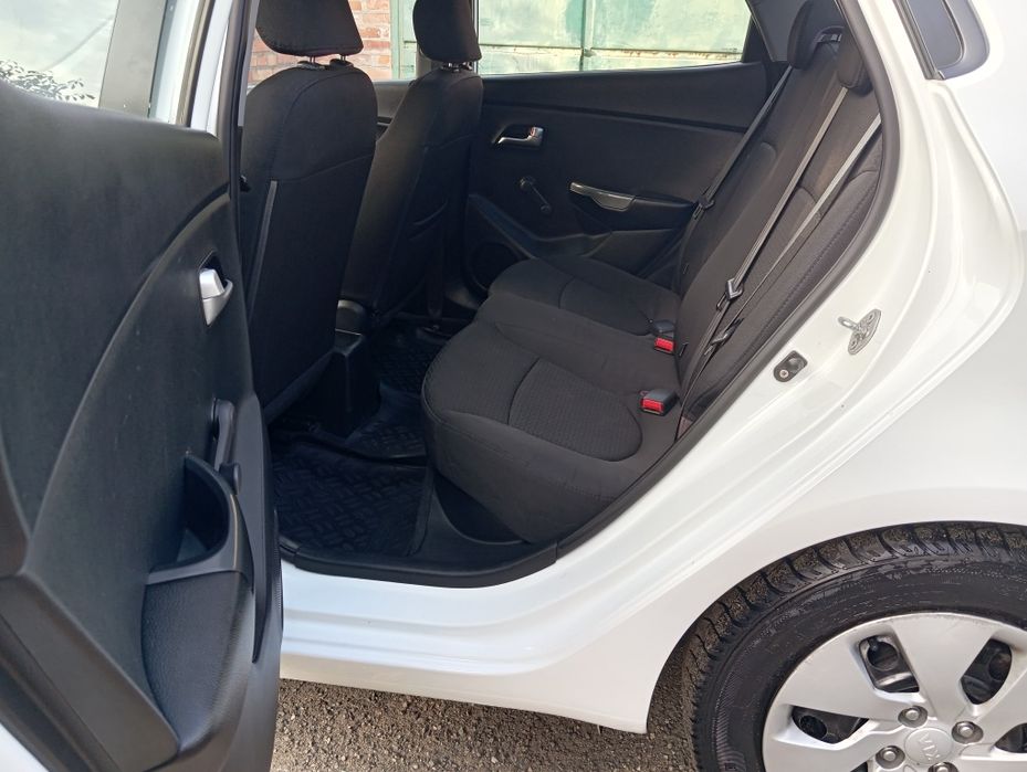 Киа Рио автомат 1.4