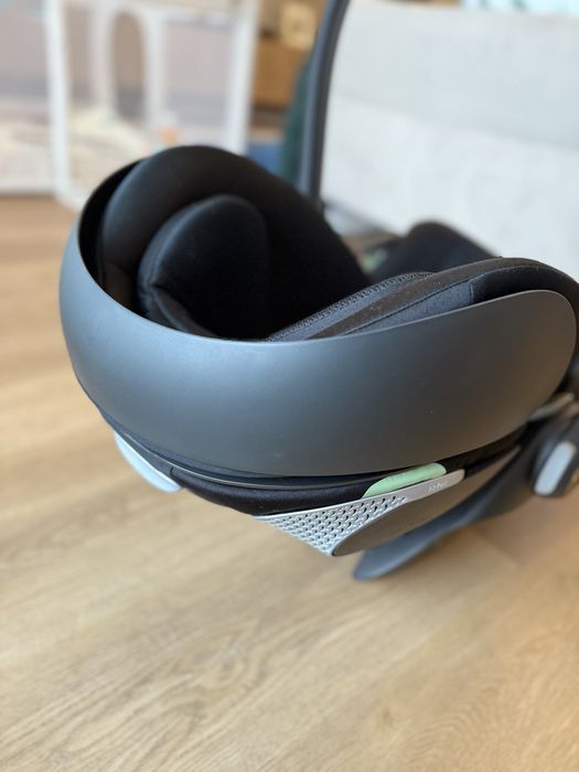 Fotelik Cybex cloud T i-size Sepia Black Plus