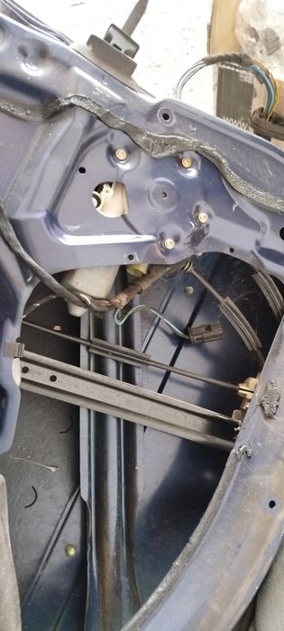 Drzwi lewe przód tył BMW E39 touring kombi