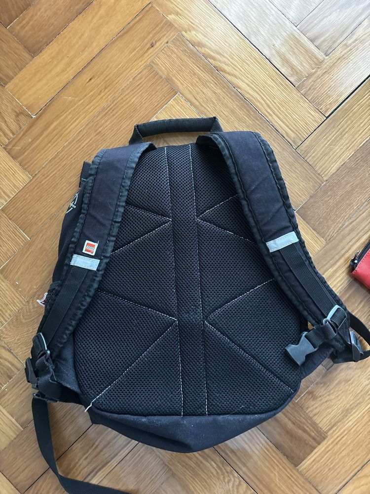 Mochila e estojo Ninjago