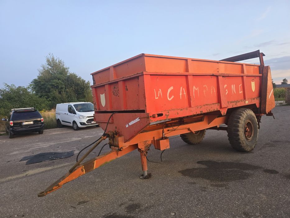 Rozrzutnik  obornika La Campagne 8 - 9 ton