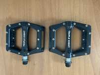 Pedais BTT Triple eight