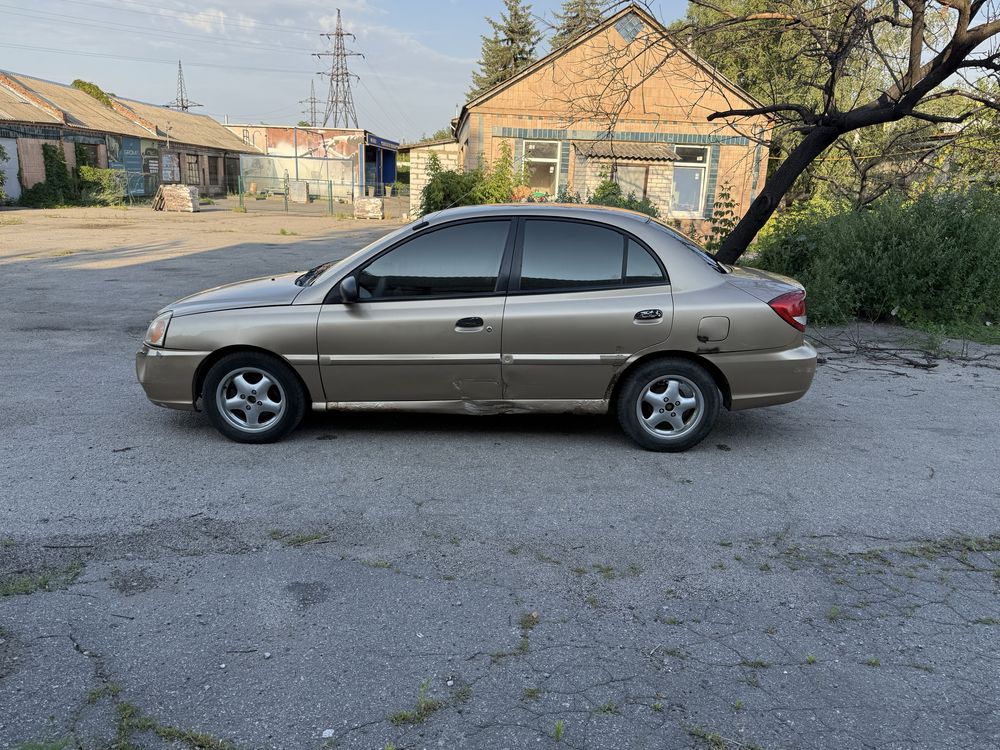 Продам киа рио, Автомат!