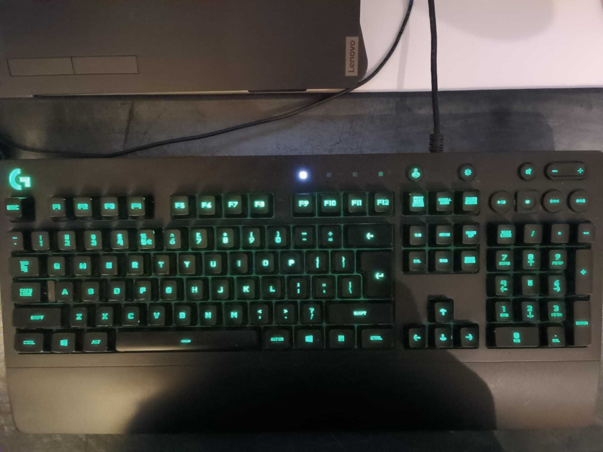 Logitech G213 - Dobry stan