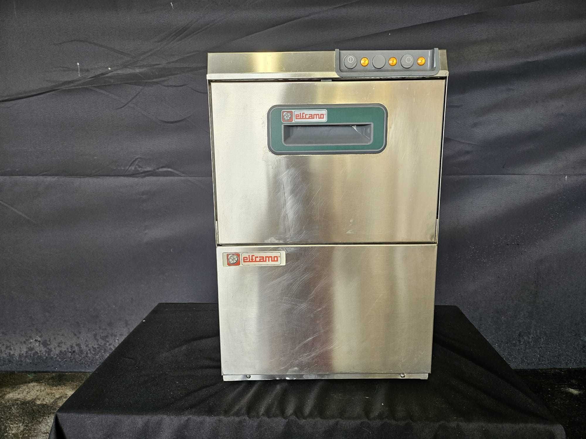 Máquina de lavar chávenas