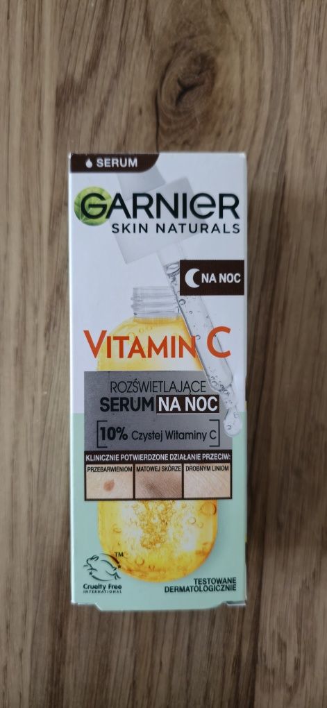 Serum Garnier na noc vit C nowe