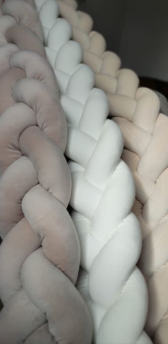 360 cm warkocz ochraniacz do łóżeczka welur jasny ciepły beż