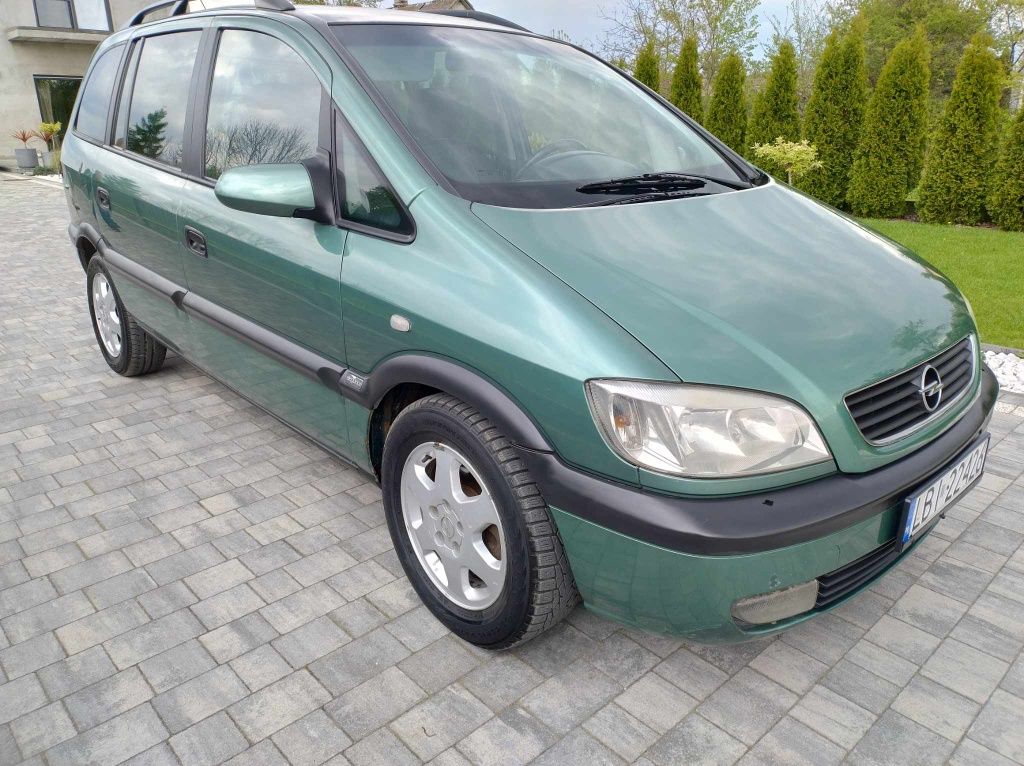 Opel Zafira A 1.8 b ładny stan