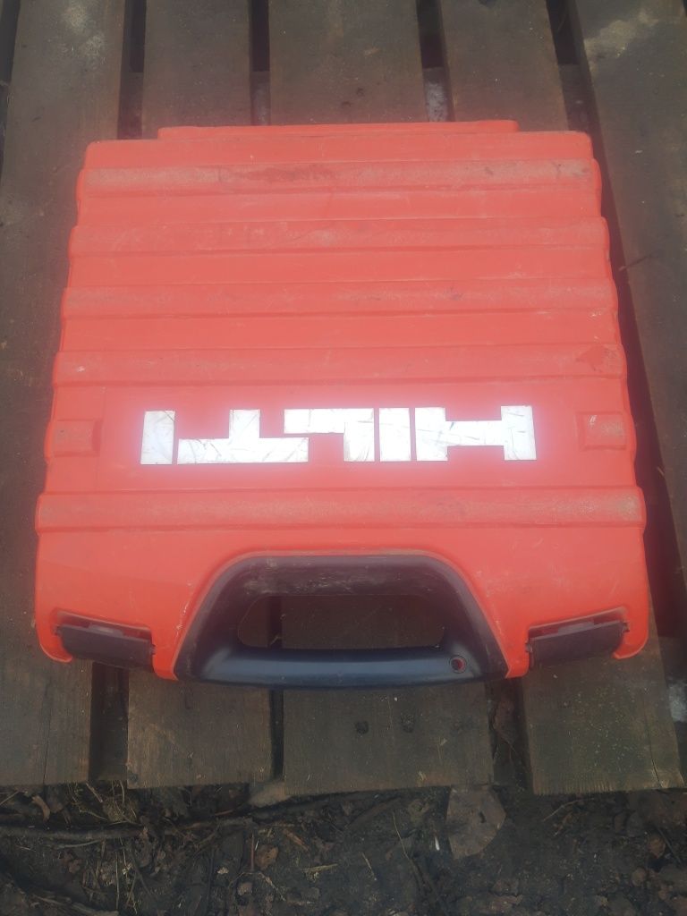 Walizka kufer skrzynka HILTI elektronarzędzia narzędzia polecam okazja