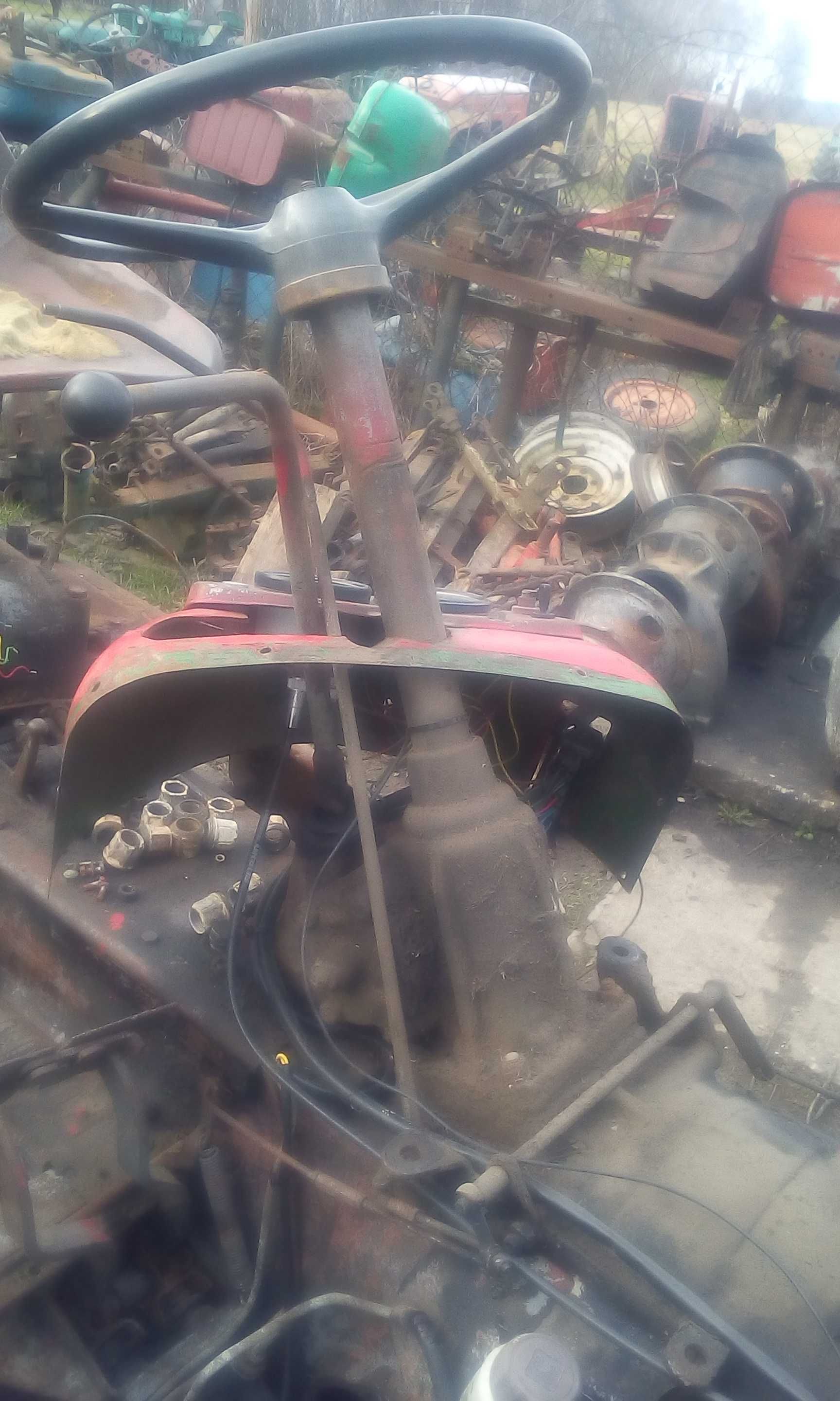 Obudowa zwolnicy z pochwą do ursus c360. c355 zetor4011 skrzynia most