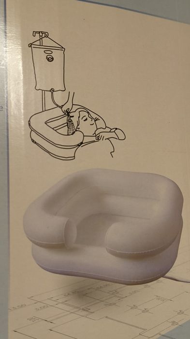 Basen do mycia głowy włosów w łóżku