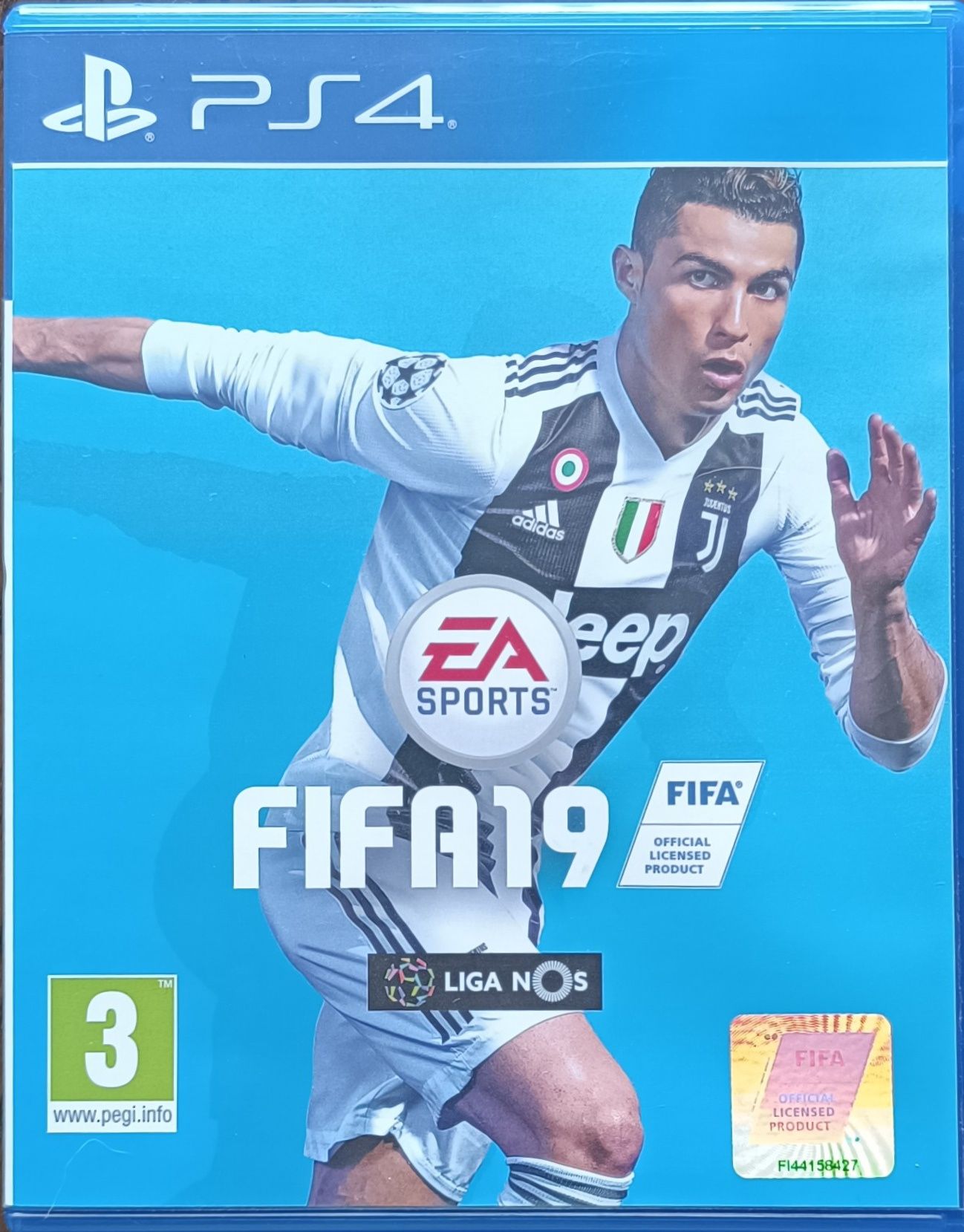 FIFA 19 jogo impecável