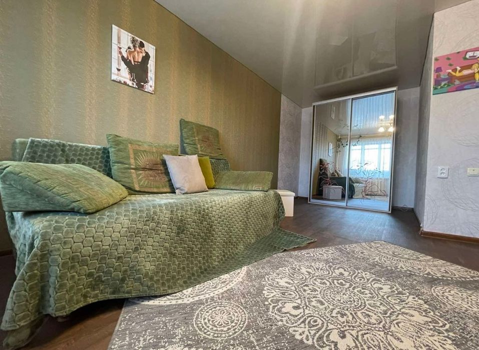 Сдаю 2к. квартиру Титова проспект Поля