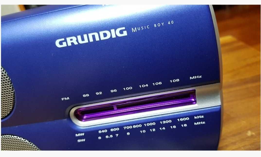 Radio Grundig Muzic BOY 40