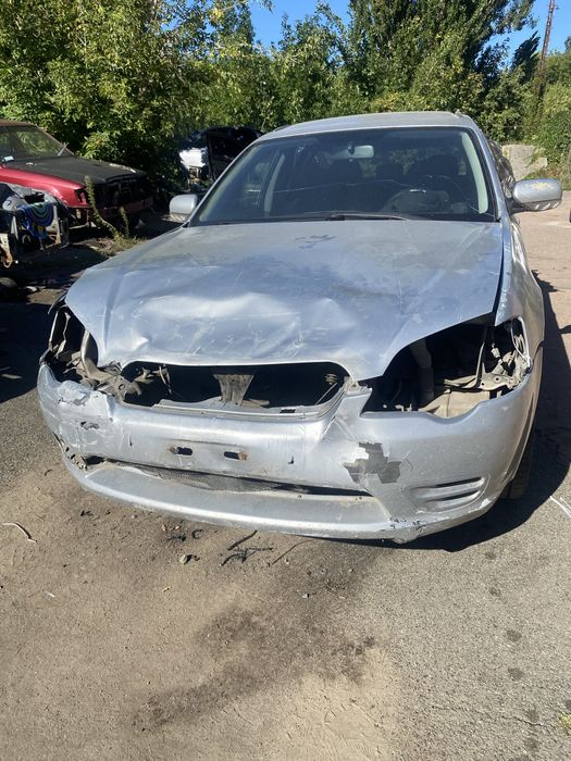 Subaru LEGASU 2004р 2.0 бензин