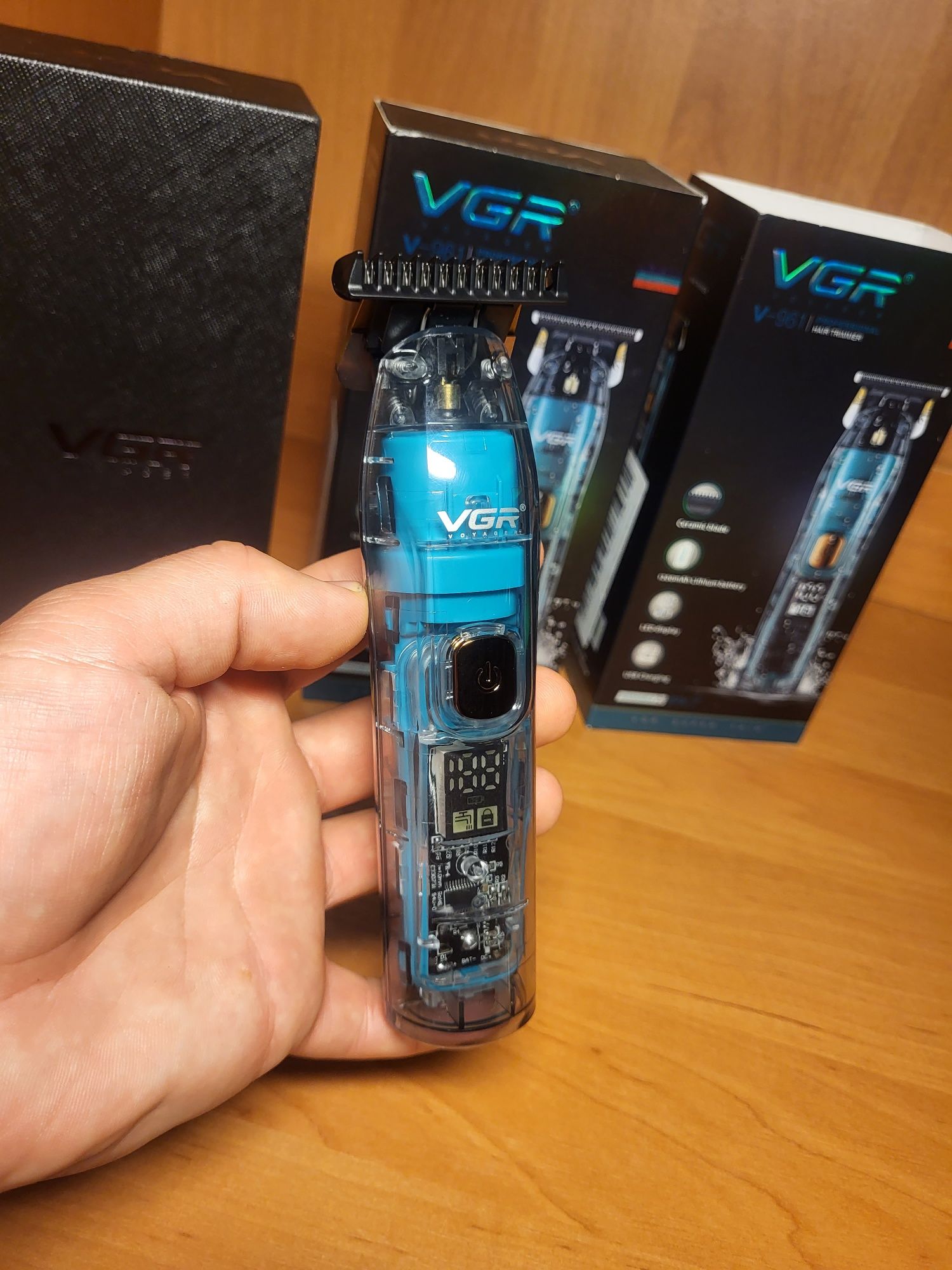 Тример VGR V-961 для бороди та оконтовки