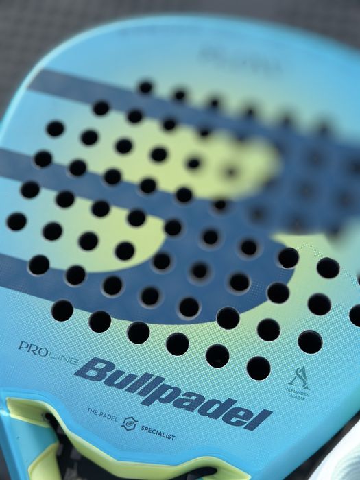 ракетка для паделу BULLPADEL flow woman 2025 Alejandra  SALAZAR