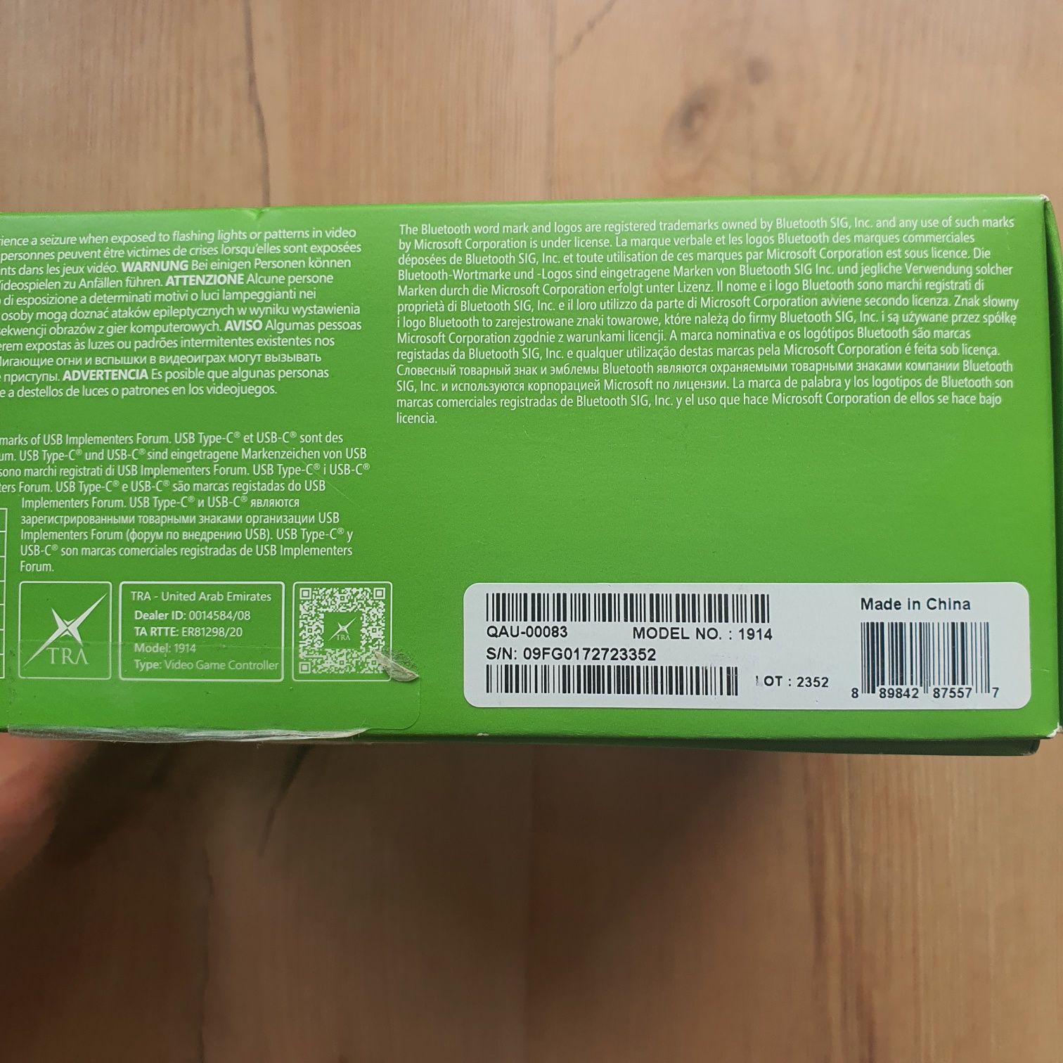 Pad xbox series X/S jak nowy deep pink działa z xbox one i PC