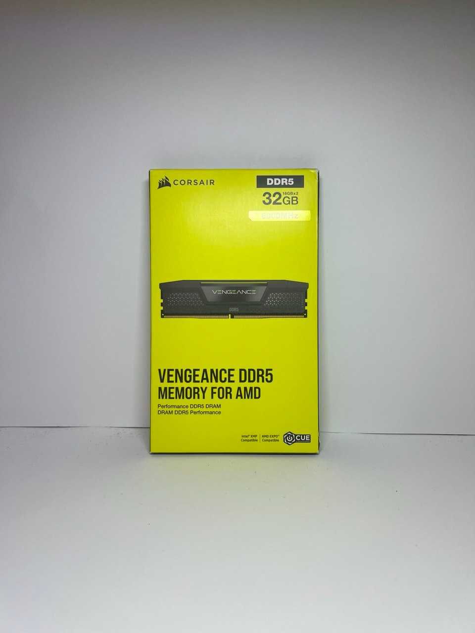 Оперативна пам'ять для AMD CORSAIR VENGEANCE 32GB(2x16GB)DDR5 6000CL28