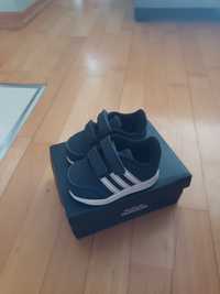 Buty adidas rozm 19