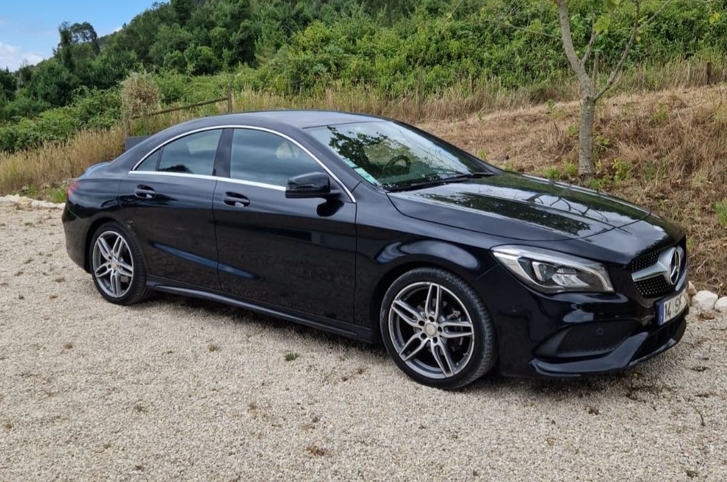 Mercedes-Benz CL200d AMG Line automático