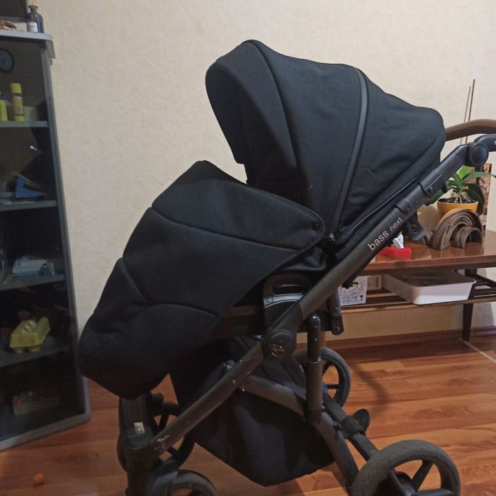 Коляска 2 в 1 Roan Bass Next