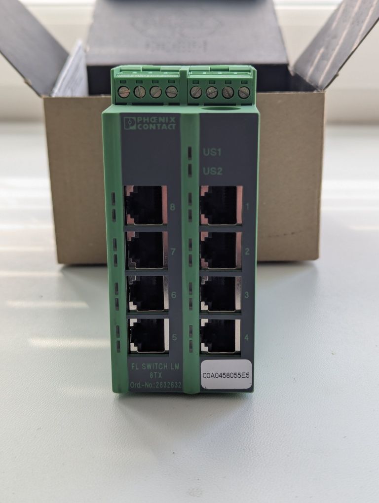 Комутатор Phoenix Contact FL SWITCH LM 8TX Ethernet Switch