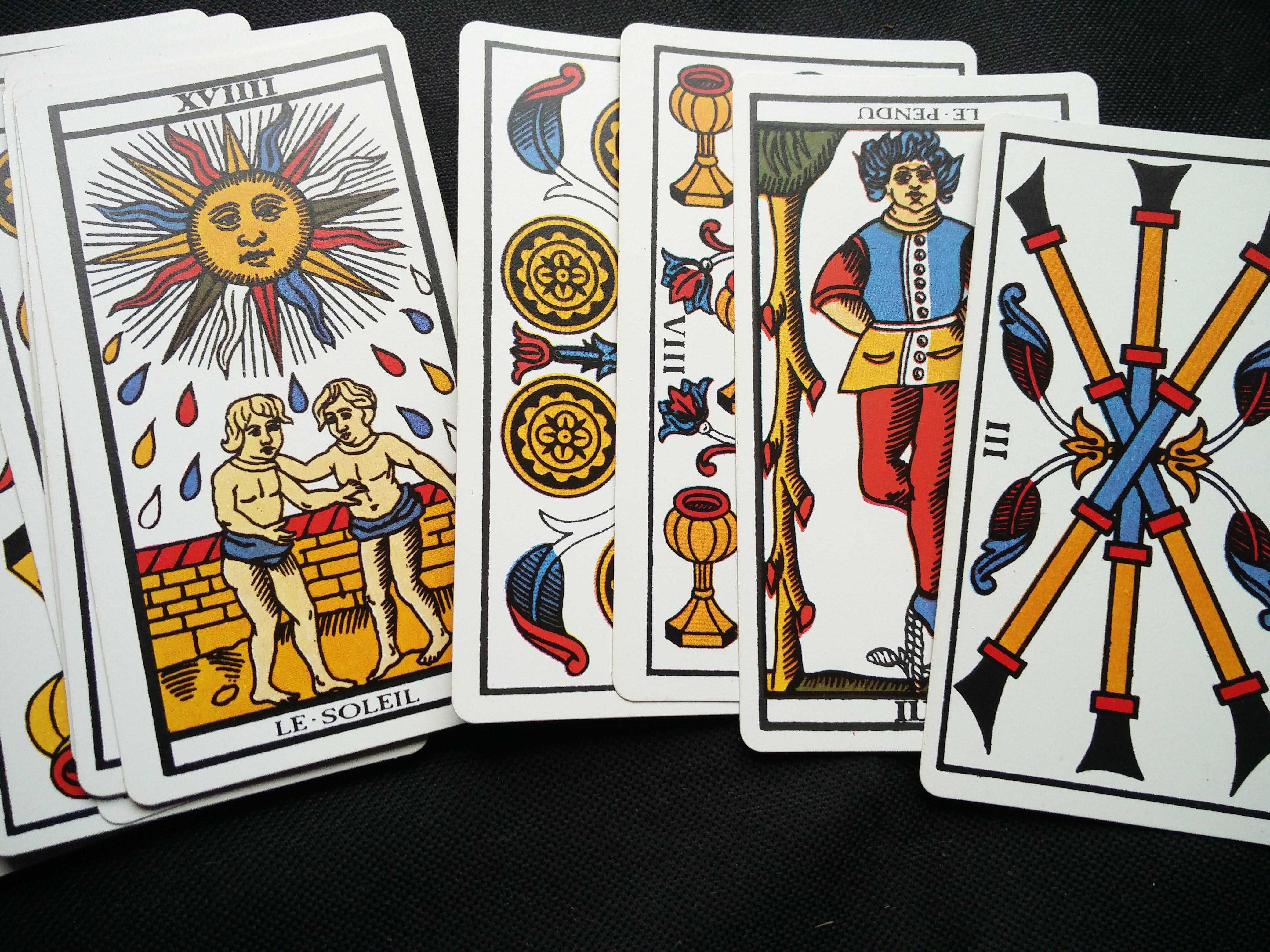 Baralho de Cartas de Tarot de Marselha Novo