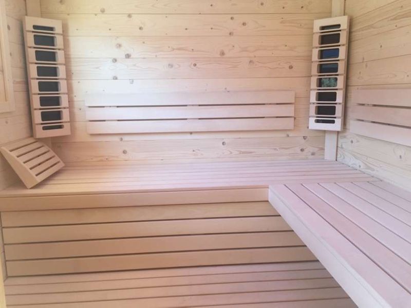 Cabine de infra vermelhos com música e cromoterapia cascais piscinas