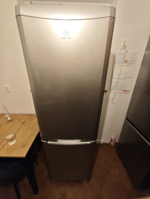Lodówka Indesit sprawna