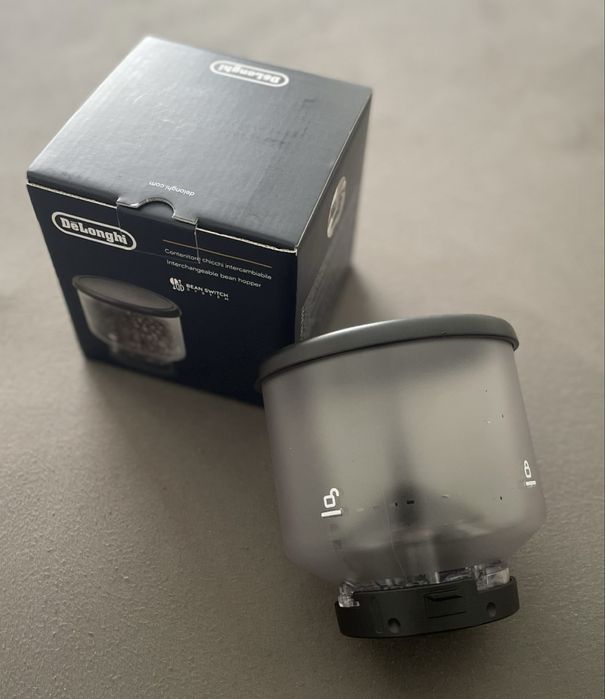 Ekspres Ciśnieniowy DeLonghi Rivelia EXAM440.35.BG