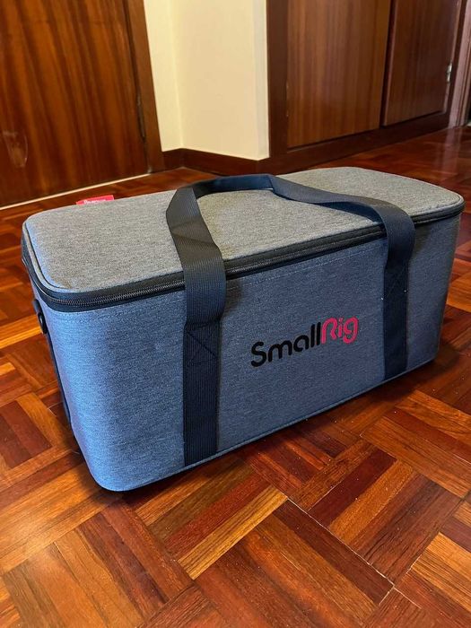 SMALLRIG RC 120B – Luz de Vídeo Profissional Bicolor com pé e softbox