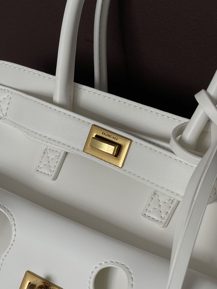 Сумка Balenciaga Bel Air Tote Bag шкіра | біла | золота фурнітура