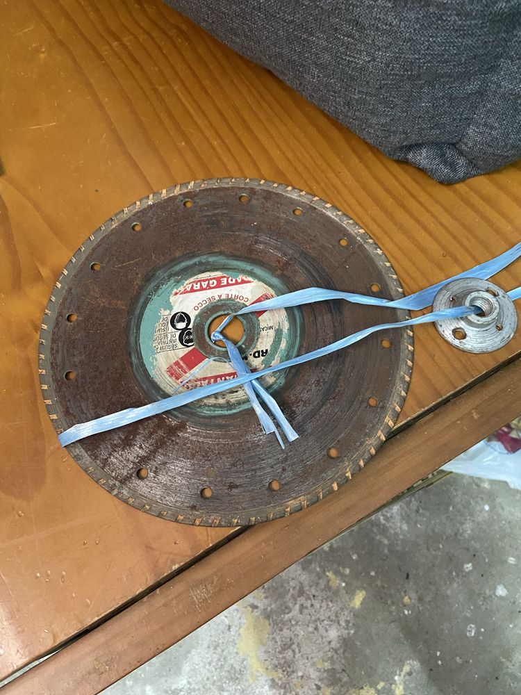 Disco de diamante de 23 cm corte seco