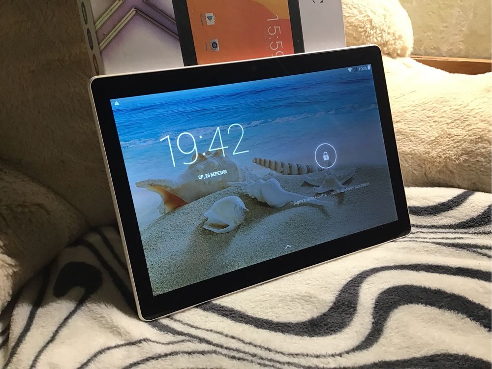 Noomai QT-10.1 HD IPS 8 ядер / 4 + 64 ГБ / 2 SIM+4G нюанси