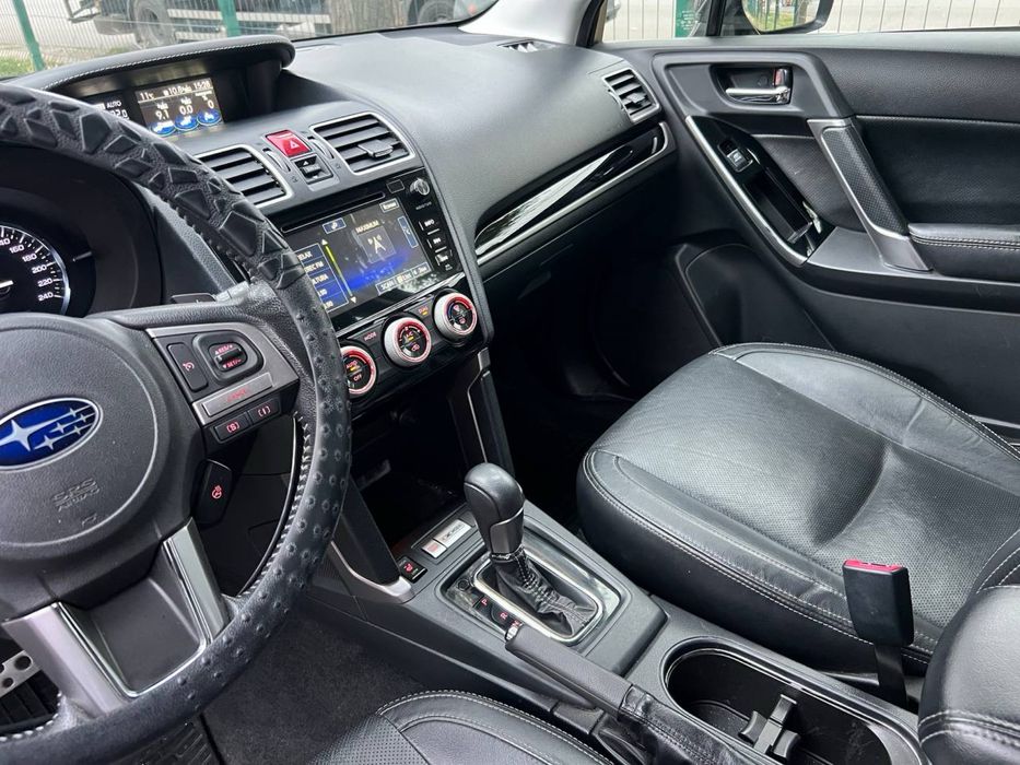 Subaru Forester 2017 официал, 1 владелец, целый по кузову
