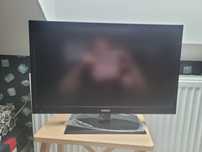 TV samochodowy z folią,  prawie nie używany