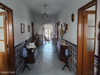 Moradia T4 para venda