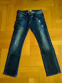 Spodnie męskie jeans przecierane z dziurami EU 38/pas 86cm Bershka