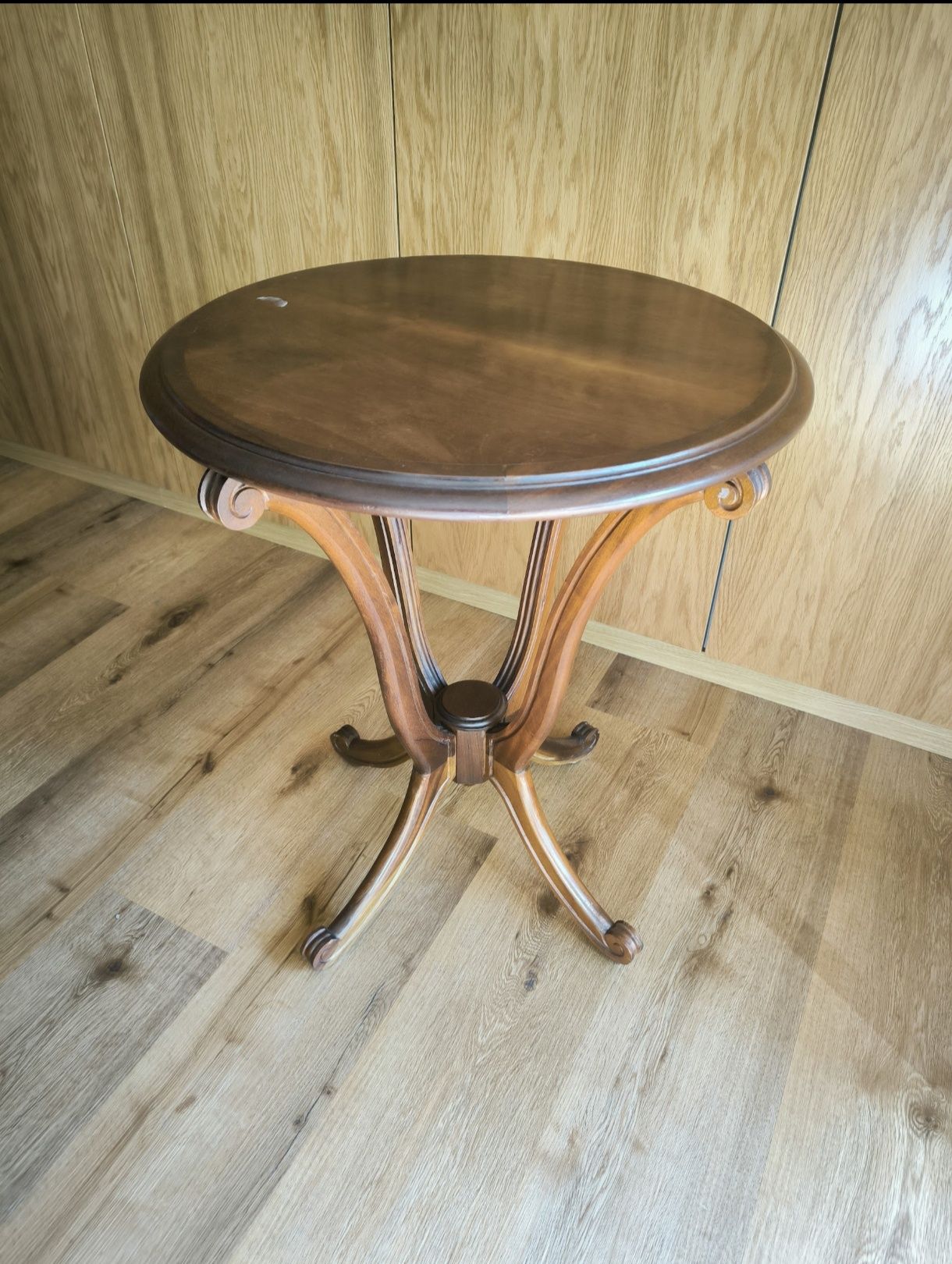 Mesa de chá antiga
