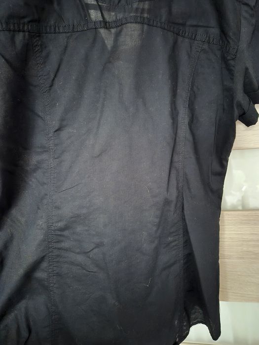 Czarna bluzka koszulowa z krótkim rękawem-  wysyłka gratis