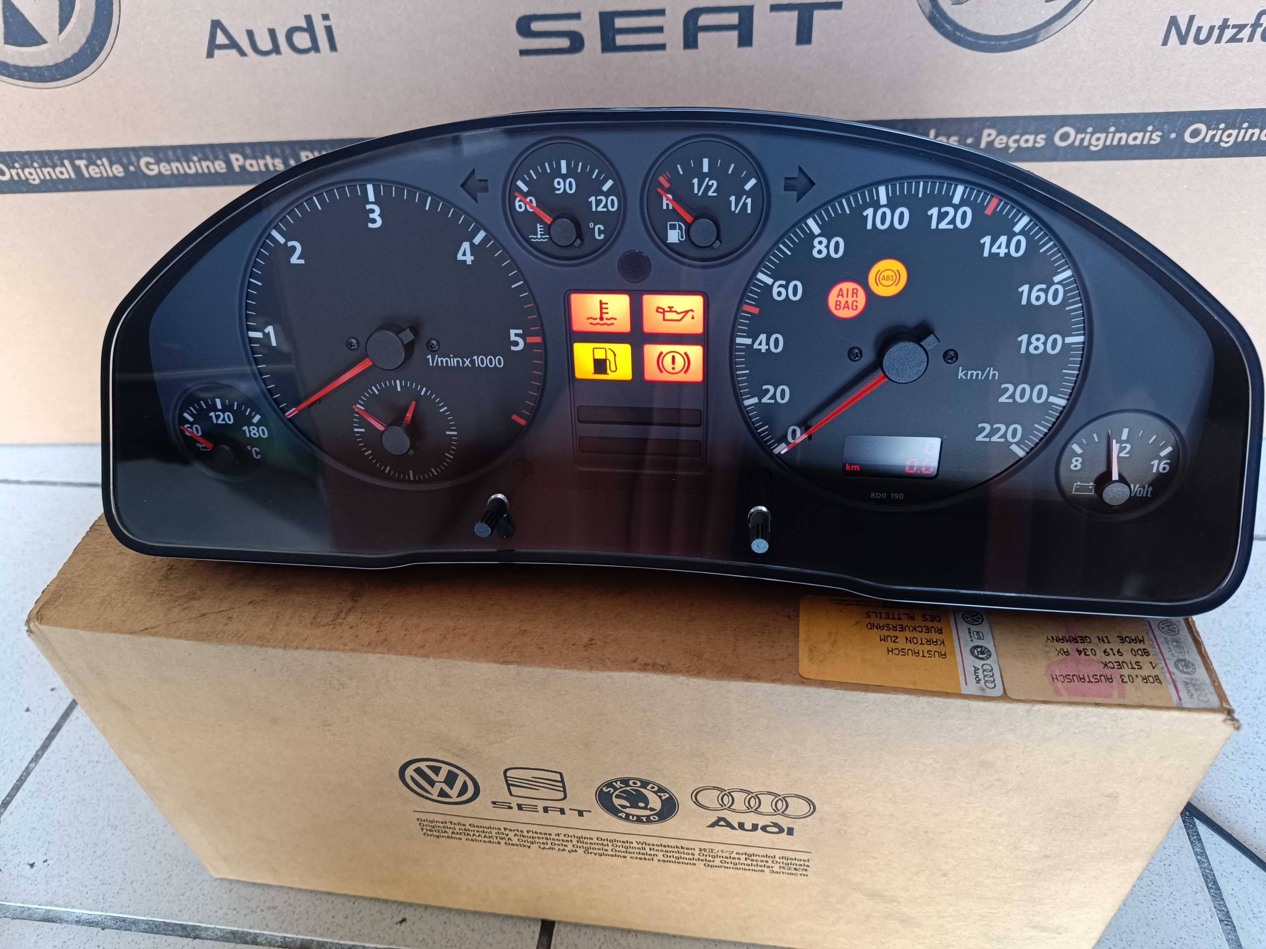 NOVO - Quadrante Audi A4 B5 1995 a 1997