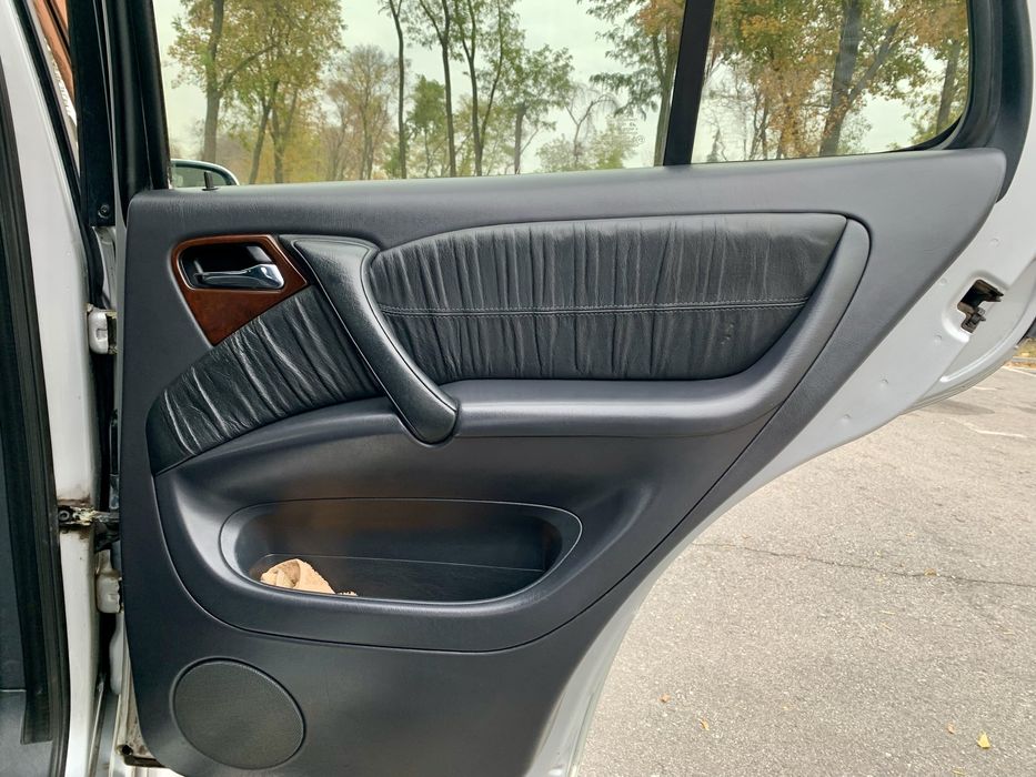 Mercedes Benz W163 ML 350