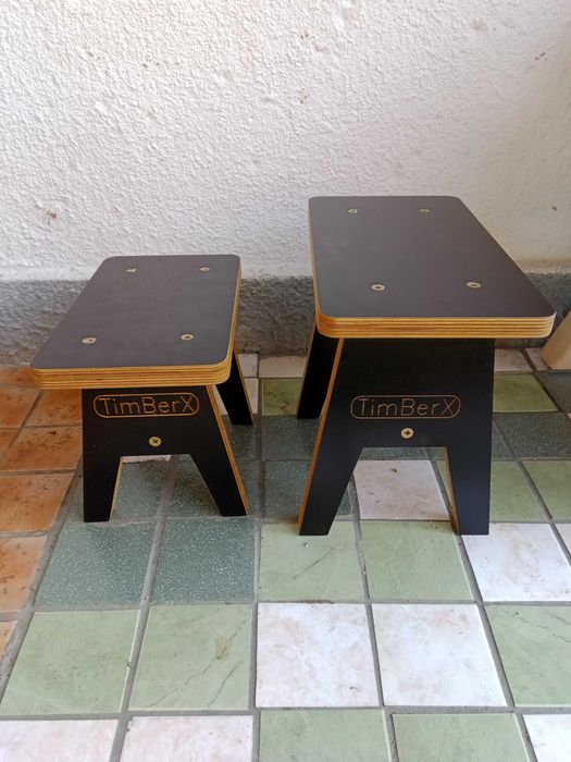 Стільчики з фанери