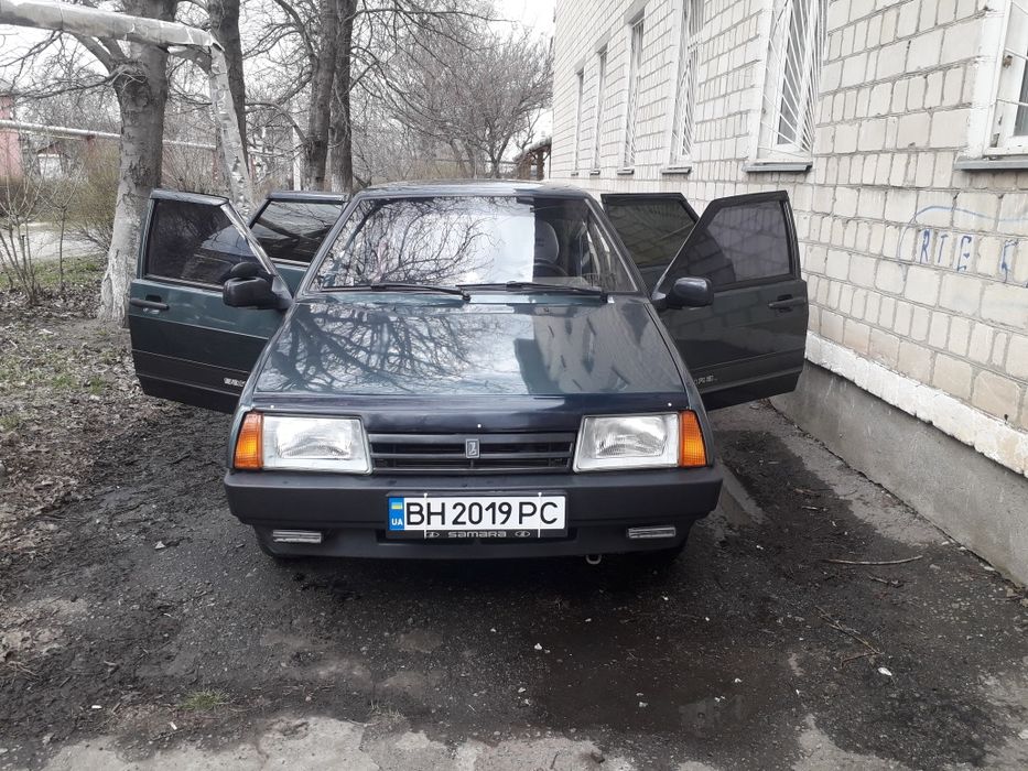 Автомобіль ВАЗ 21099