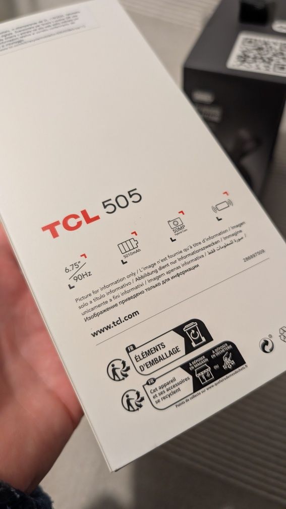 TCL 505 & Fresh 'n Rebel Rockbox Bold Xs
