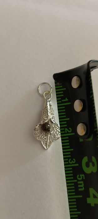 Pendente antigo em prata filigrana