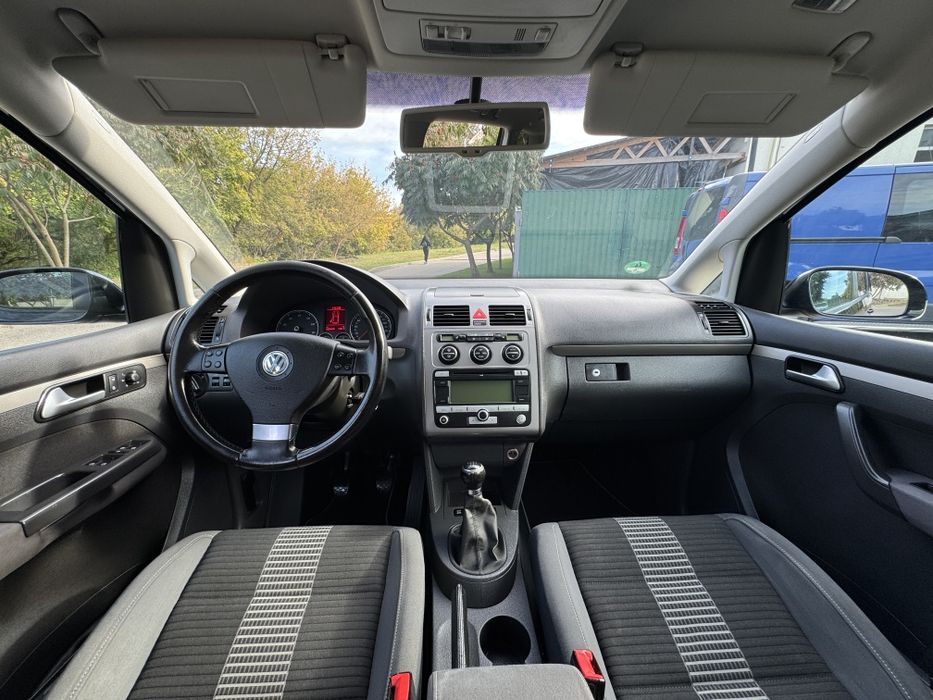 Volkswagen Touran 2009 р. 1,6mpi